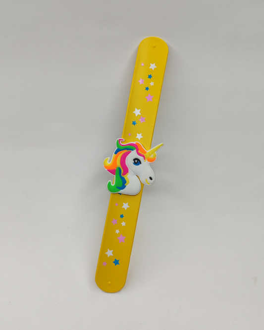 ¡Estilo mágico al instante! Brazaletes slap de unicornio adornado con estrellas ✨