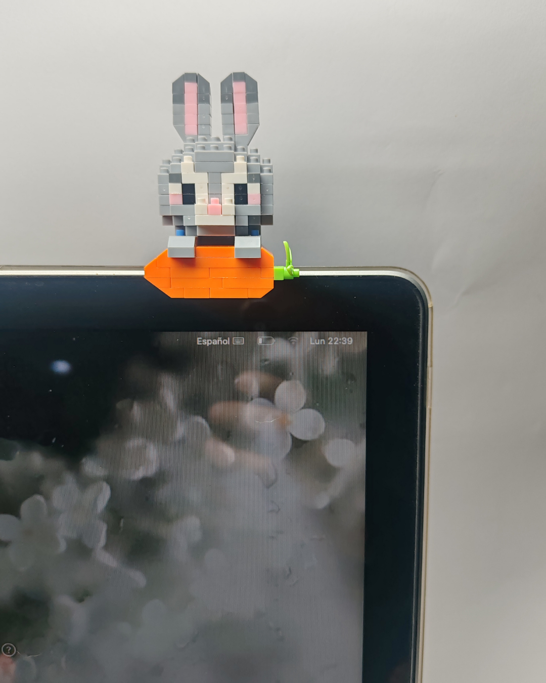 ¡Pequeños bloques, grandes emociones! Mini figuras pixeladas para decorar 📱💻