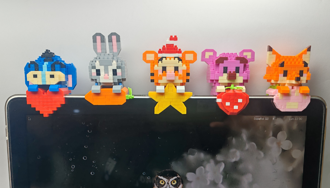¡Pequeños bloques, grandes emociones! Mini figuras pixeladas para decorar 📱💻